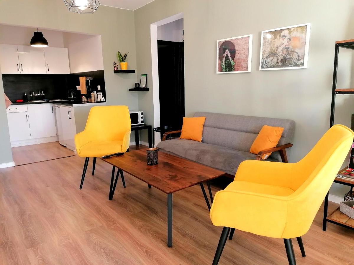Margarita Gardens - Self Service Apartments 파포스 외부 사진