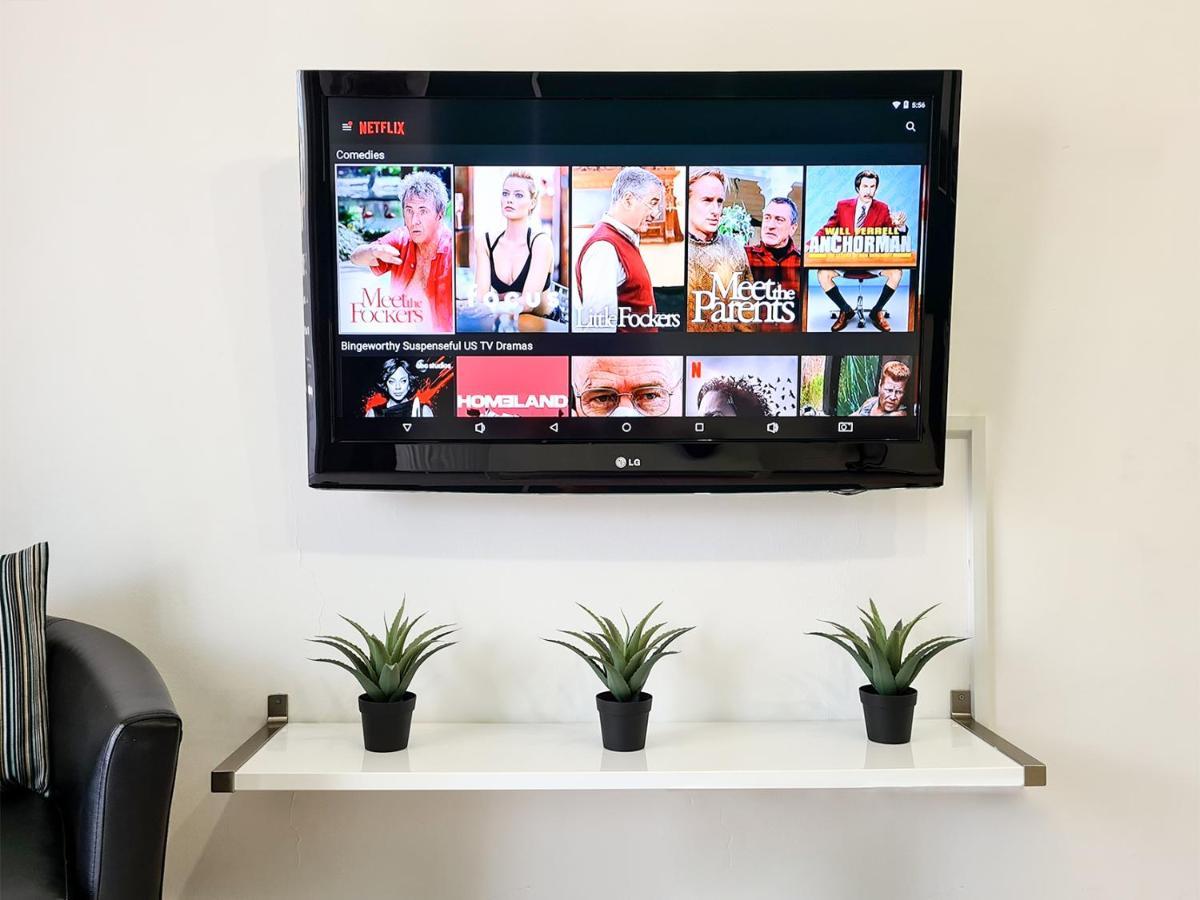 Margarita Gardens - Self Service Apartments 파포스 외부 사진