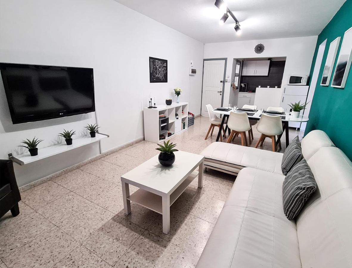 Margarita Gardens - Self Service Apartments 파포스 외부 사진