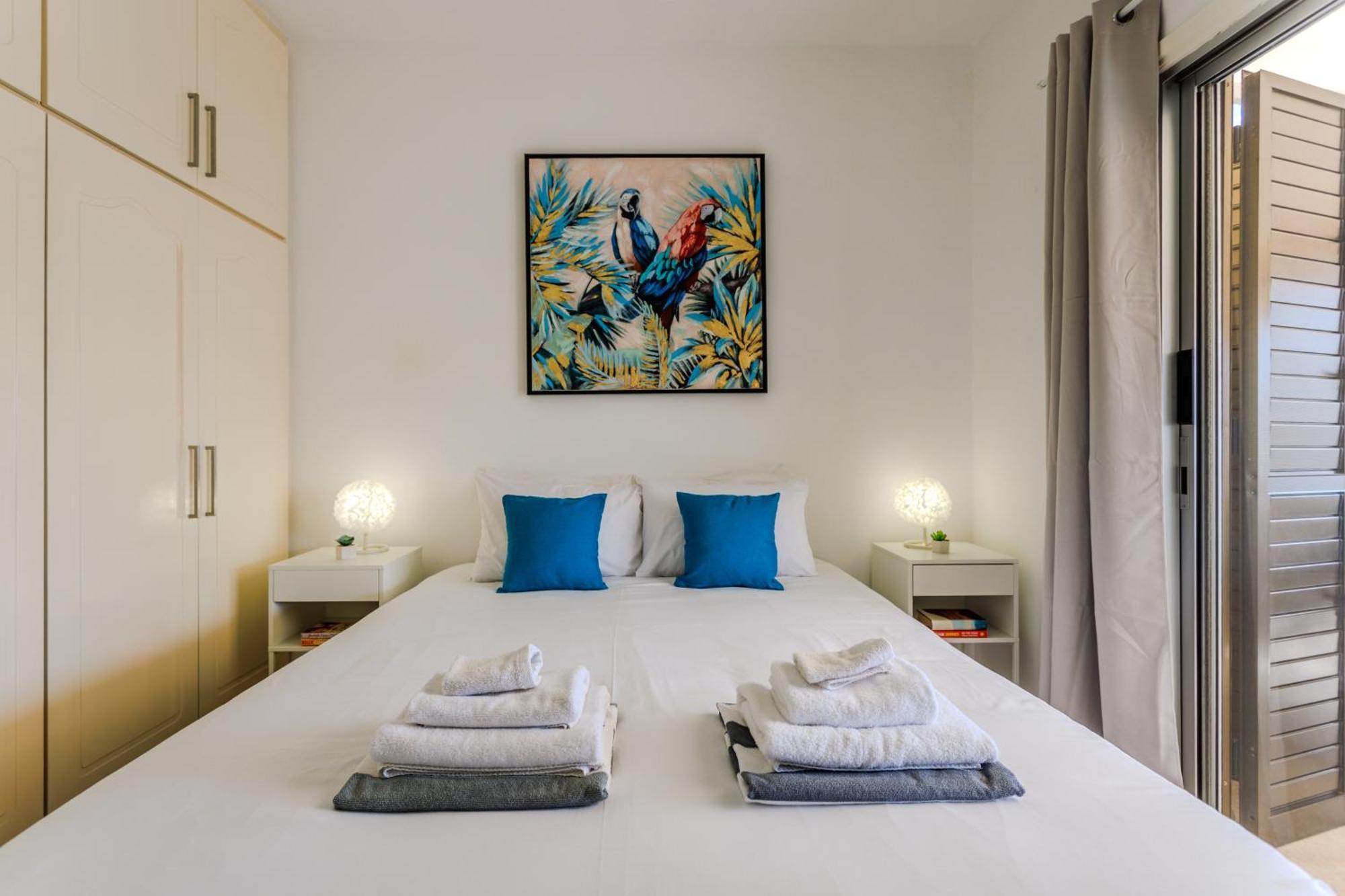 Margarita Gardens - Self Service Apartments 파포스 외부 사진