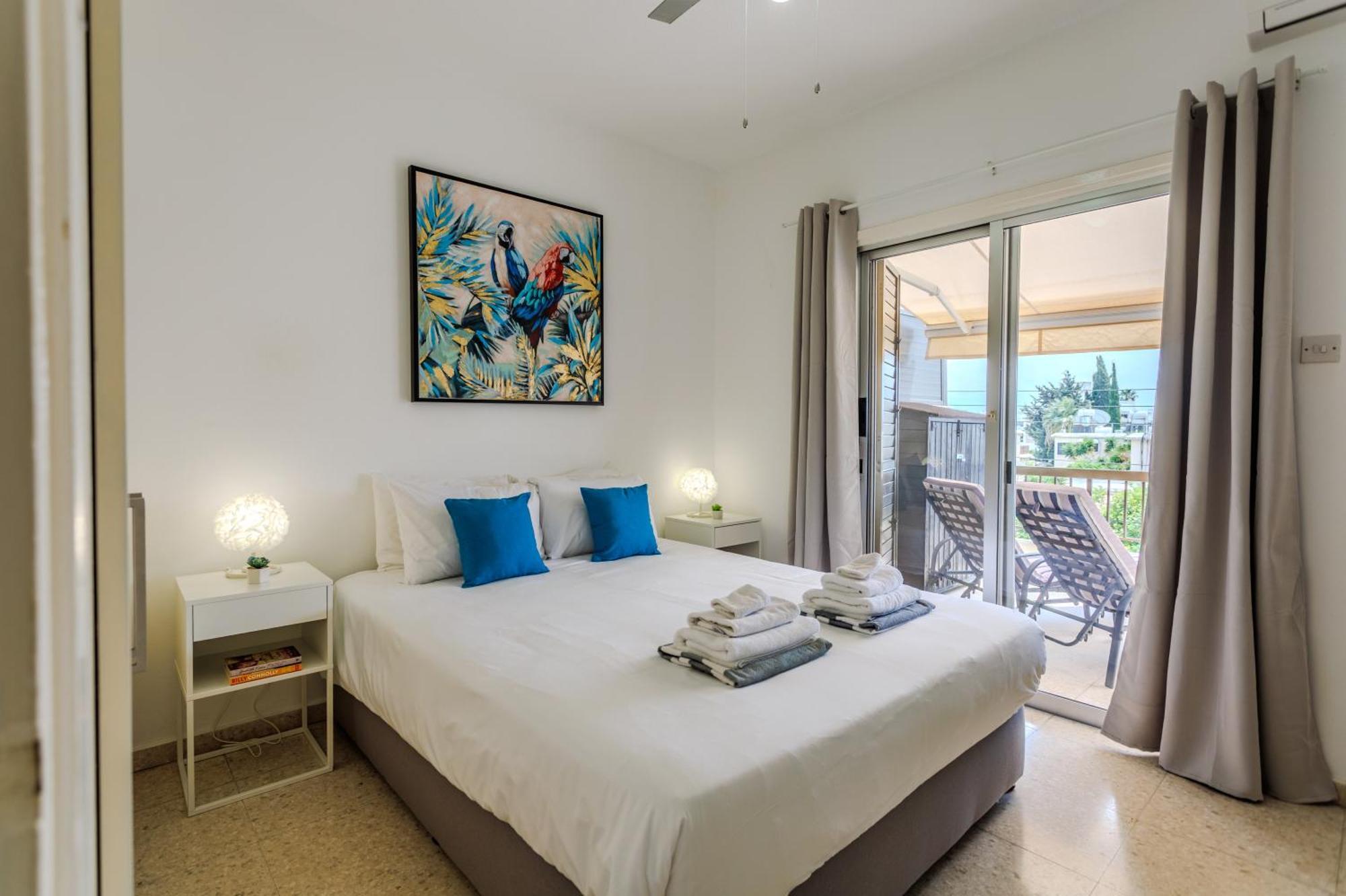 Margarita Gardens - Self Service Apartments 파포스 외부 사진